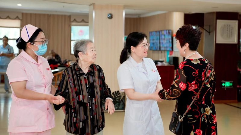 不锈钢养老扶手：守护老人安全，从细节开始**
